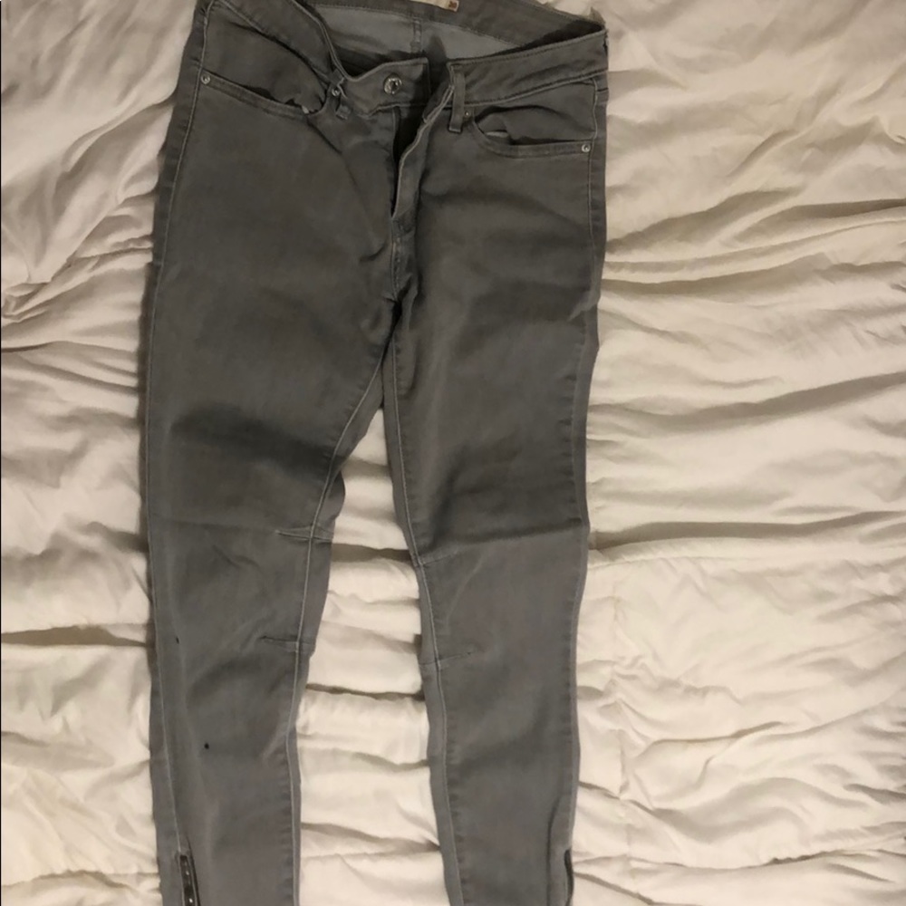 Levi gray jeans